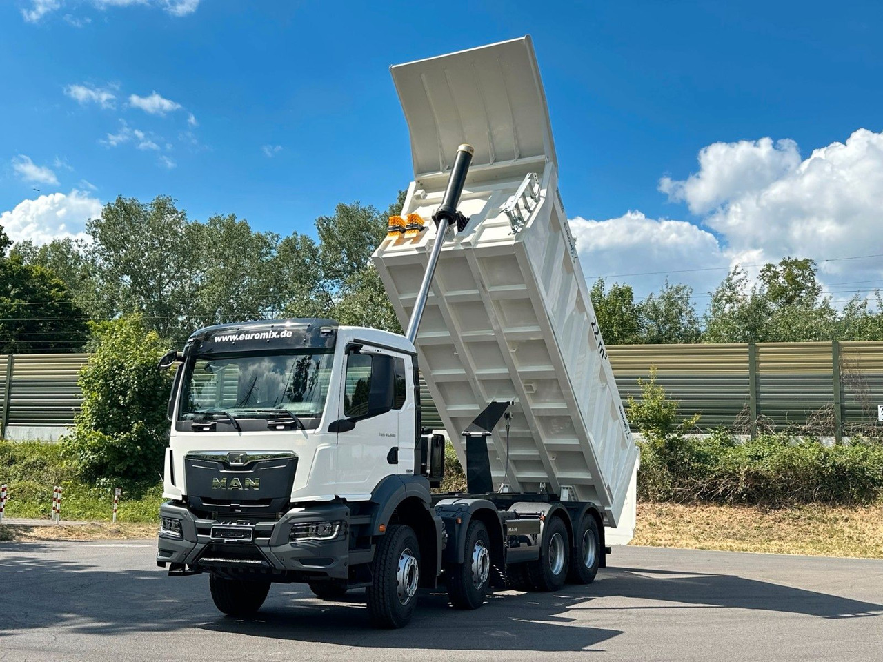 Camion benne MAN TGS 41.400 8x4 / EUROMIX MTP 22m³/  Eckige Mulde: photos 9