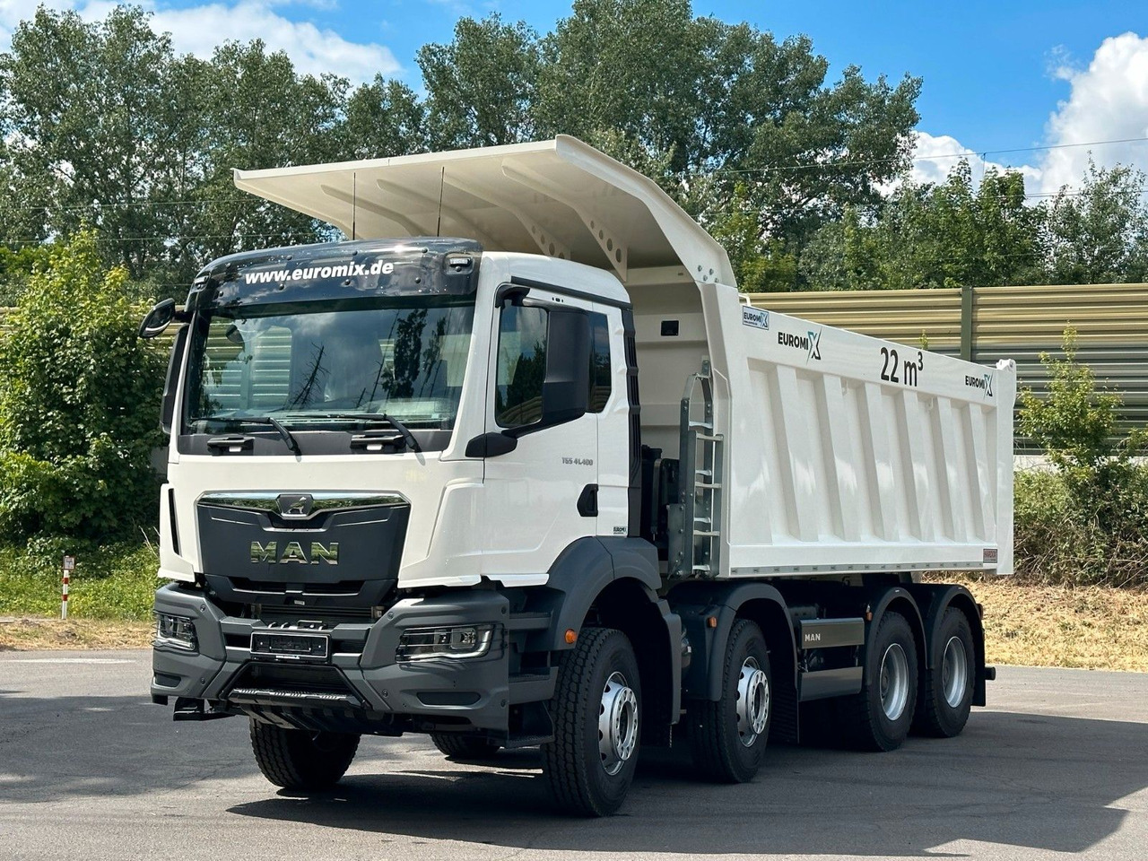 MAN TGS 41.400 8x4 / EUROMIX MTP 22m³/ Eckige Mulde - Camion benne: photos 2 MAN TGS 41.400 8x4 / EUROMIX MTP 22m³/ Eckige Mulde - Camion benne: photos 2