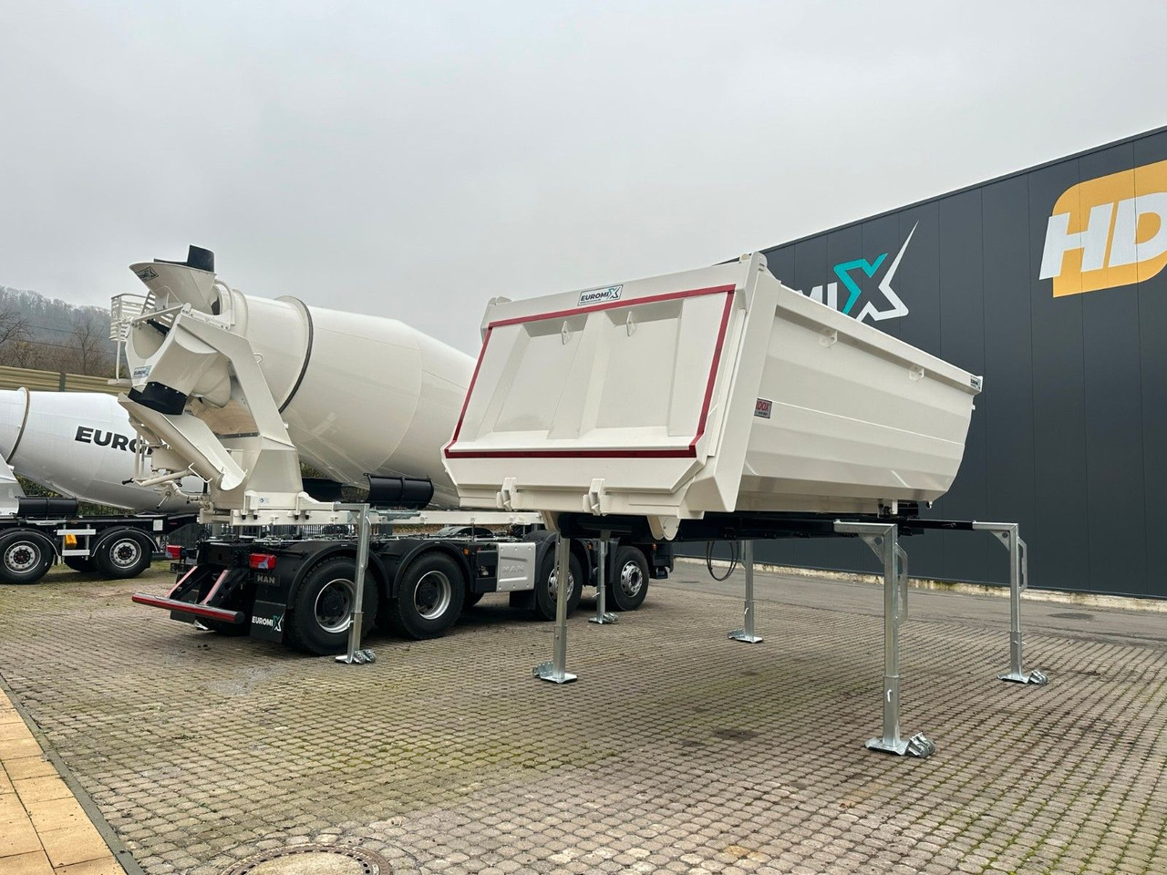 MAN TGS 41.480 8x4 WECHSELSYSTEM KIPPER+MISCHER - Camion malaxeur, Benne pour poids lourds: photos 5 MAN TGS 41.480 8x4 WECHSELSYSTEM KIPPER+MISCHER - Camion malaxeur, Benne pour poids lourds: photos 5