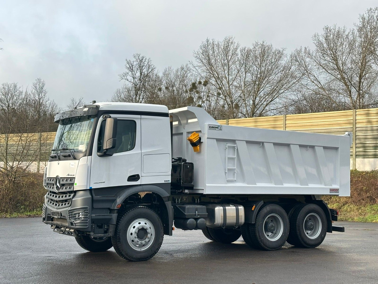 Mercedes-Benz 4048 6X4 Arcos 5 EuromixMTP Dumper Kipper - Camion benne: photos 5 Mercedes-Benz 4048 6X4 Arcos 5 EuromixMTP Dumper Kipper - Camion benne: photos 5
