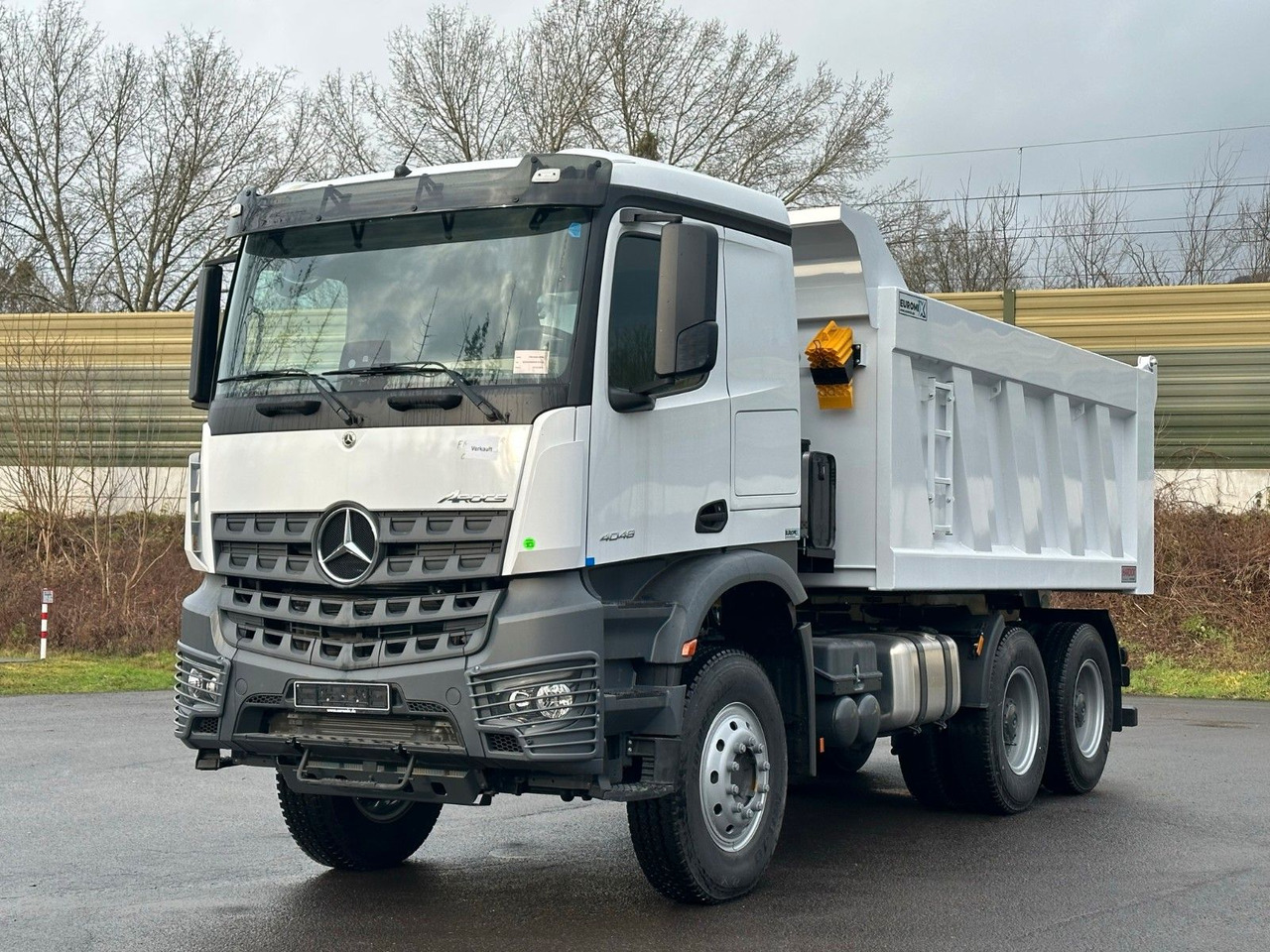 Mercedes-Benz 4048 6X4 Arcos 5 EuromixMTP Dumper Kipper - Camion benne: photos 3 Mercedes-Benz 4048 6X4 Arcos 5 EuromixMTP Dumper Kipper - Camion benne: photos 3