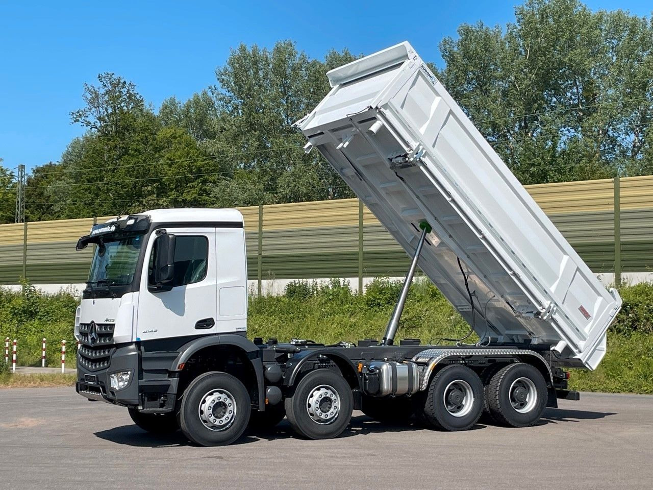 Mercedes-Benz 4145  8X4   Euromix EMT  3-Seiten-Kipper — crédit-bail Mercedes-Benz 4145  8X4   Euromix EMT  3-Seiten-Kipper: photos 8