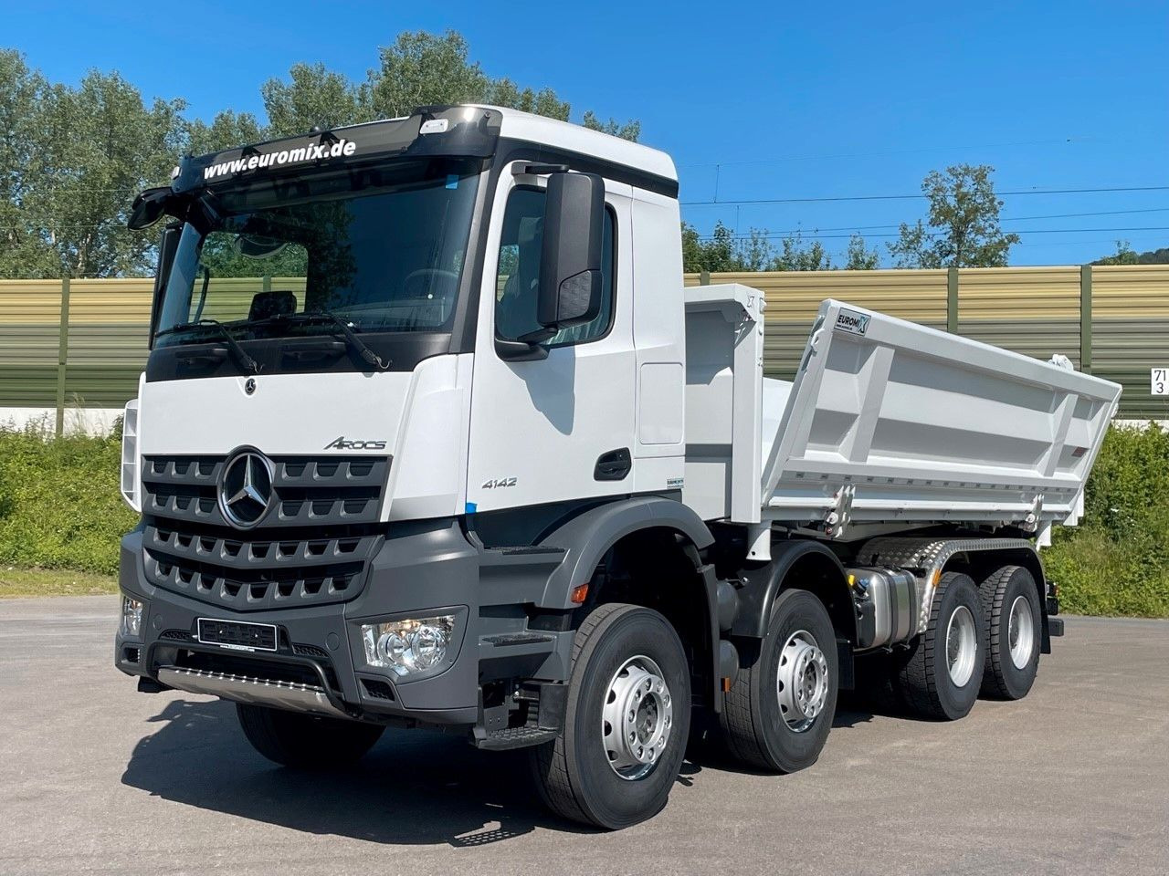 Mercedes-Benz 4145  8X4   Euromix EMT  3-Seiten-Kipper — crédit-bail Mercedes-Benz 4145  8X4   Euromix EMT  3-Seiten-Kipper: photos 7