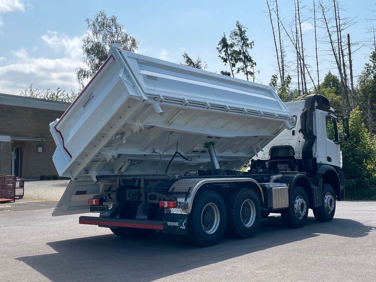 Mercedes-Benz 4145  8X4   Euromix EMT  3-Seiten-Kipper — crédit-bail Mercedes-Benz 4145  8X4   Euromix EMT  3-Seiten-Kipper: photos 14