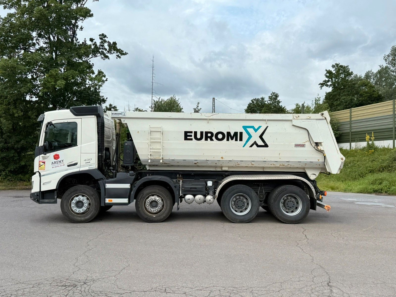 Volvo FMX 430 8X4 EuromixMTP 16m³ Hydraulische Klappe - Camion benne: photos 5 Volvo FMX 430 8X4 EuromixMTP 16m³ Hydraulische Klappe - Camion benne: photos 5