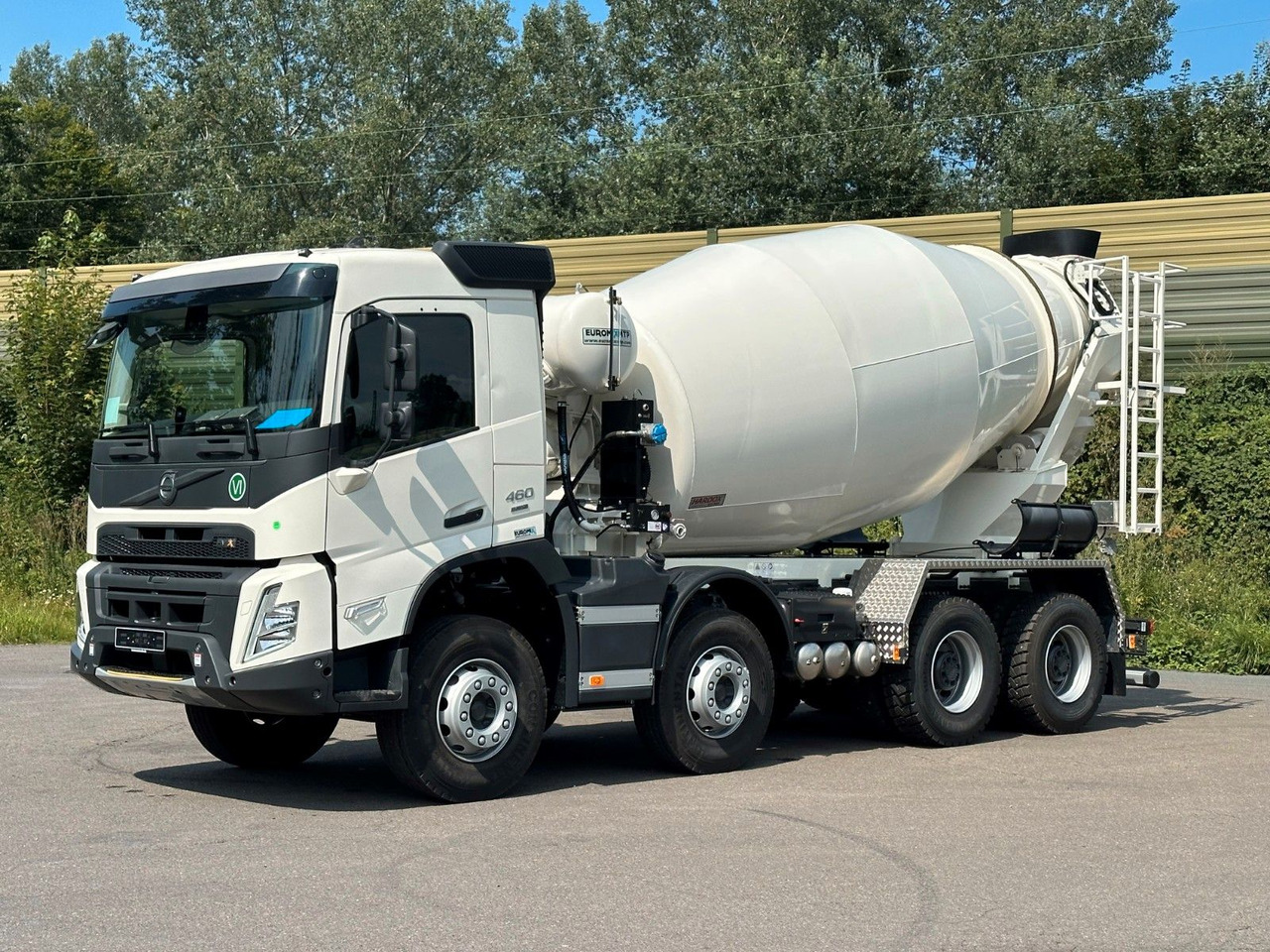 Volvo FMX 460 8x4 / EuromixMTP EM 9 L Euro6e - Camion malaxeur: photos 1 Volvo FMX 460 8x4 / EuromixMTP EM 9 L Euro6e - Camion malaxeur: photos 1