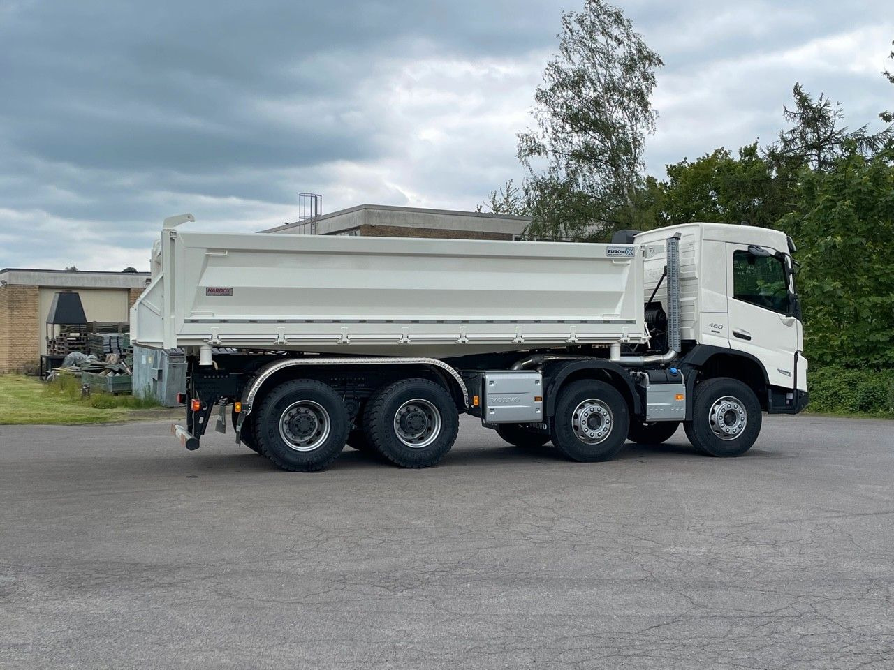 Volvo FMX 500 8X4 Retarder EuromixMTP Kipper - Camion benne: photos 5 Volvo FMX 500 8X4 Retarder EuromixMTP Kipper - Camion benne: photos 5
