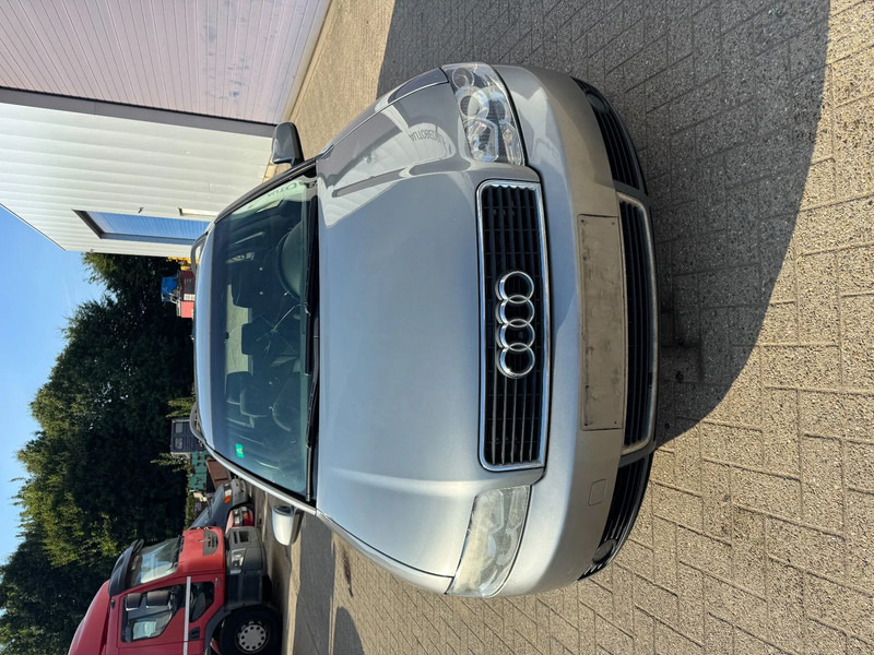 Audi A4 **1900TDI-AC** - Voiture: photos 2 Audi A4 **1900TDI-AC** - Voiture: photos 2