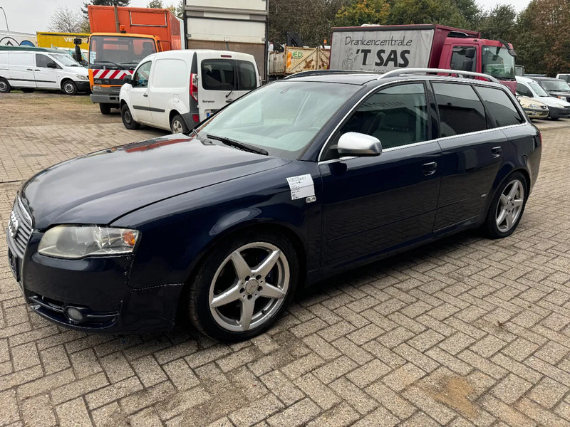 Audi A4 **3.0TDI V6-S-LINE** - Voiture: photos 1 Audi A4 **3.0TDI V6-S-LINE** - Voiture: photos 1