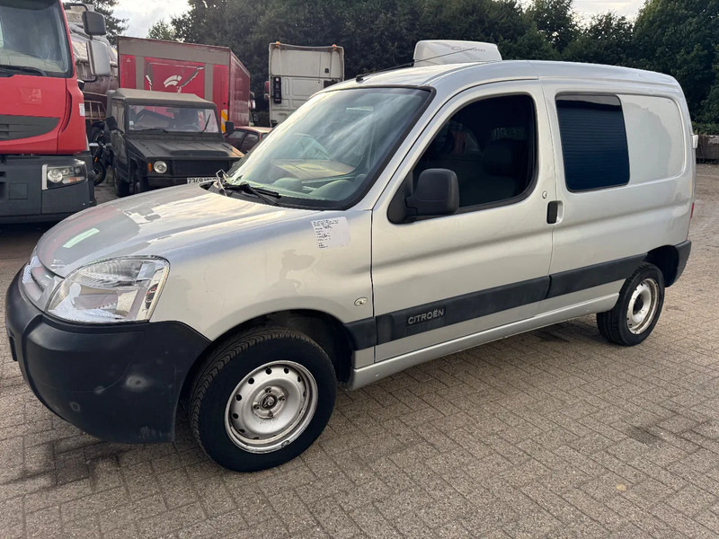 Citroën Berlingo **AIRCO-EURO4** - Fourgonnette: photos 1 Citroën Berlingo **AIRCO-EURO4** - Fourgonnette: photos 1