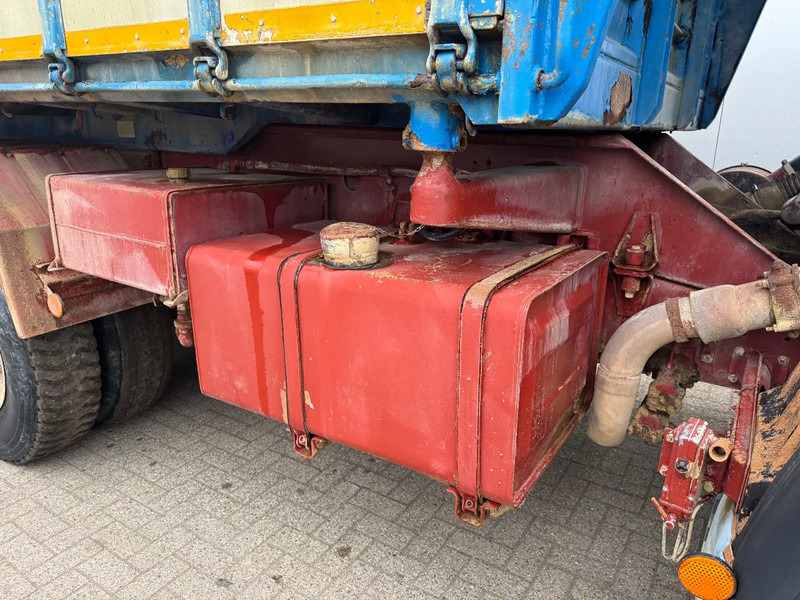 Iveco Turbotech 330.30 **6CYLINDER-WATERCOOLING-BIG AXXLES** - Camion benne: photos 4 Iveco Turbotech 330.30 **6CYLINDER-WATERCOOLING-BIG AXXLES** - Camion benne: photos 4