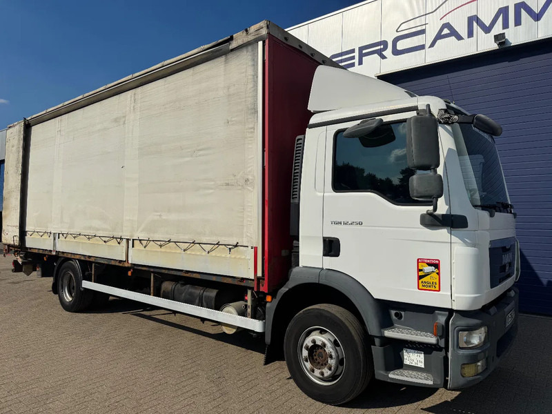 MAN TGM 12.250 TGM - Camion à rideaux coulissants: photos 3 MAN TGM 12.250 TGM - Camion à rideaux coulissants: photos 3