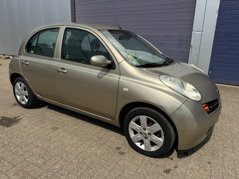 Nissan Micra **PETROL-ESSENCE-AIRCO** - Berline: photos 1 Nissan Micra **PETROL-ESSENCE-AIRCO** - Berline: photos 1
