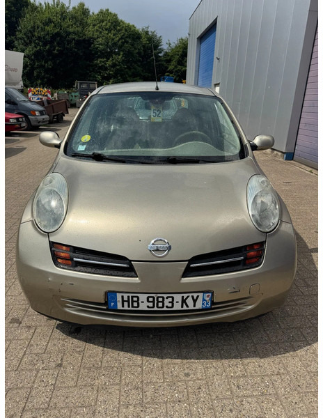 Nissan Micra **PETROL-ESSENCE-AIRCO** - Berline: photos 2 Nissan Micra **PETROL-ESSENCE-AIRCO** - Berline: photos 2