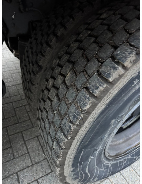 Scania R143-450 V8 **FRENCH TRUCK-TOPSHAPE** - Camion frigorifique: photos 3 Scania R143-450 V8 **FRENCH TRUCK-TOPSHAPE** - Camion frigorifique: photos 3