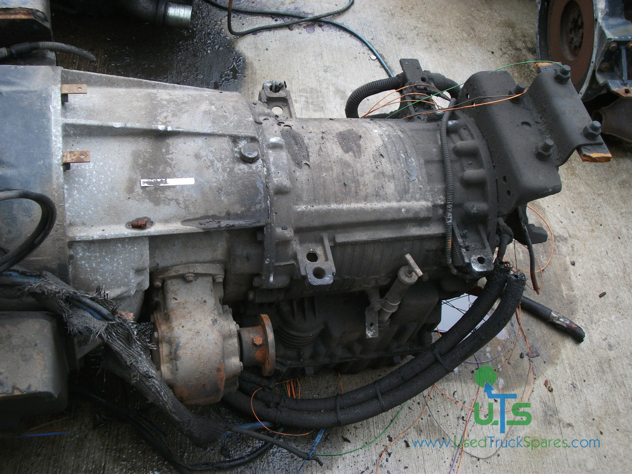 ALLISON AUTOMATIC GEARBOX MODEL – HD3560 - Boîte de vitesse pour Véhicule de voirie/ Spécial: photos 2 ALLISON AUTOMATIC GEARBOX MODEL – HD3560 - Boîte de vitesse pour Véhicule de voirie/ Spécial: photos 2