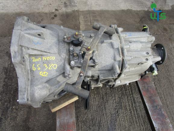 IVECO DAILY 6 SPEED GEARBOX TYPE 6S380OD - Boîte de vitesse pour Camion: photos 2 IVECO DAILY 6 SPEED GEARBOX TYPE 6S380OD - Boîte de vitesse pour Camion: photos 2
