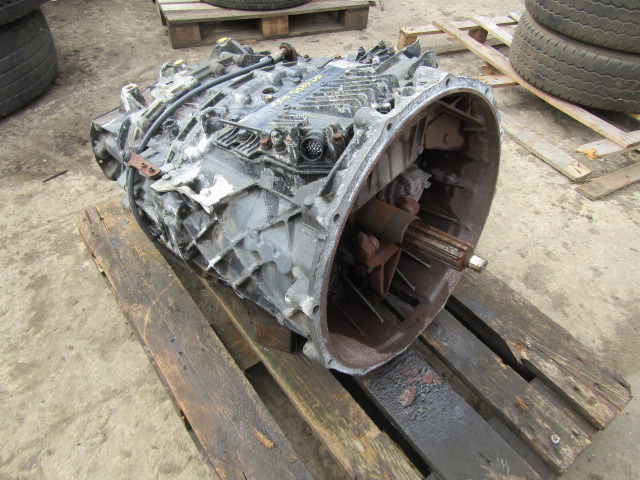 IVECO STRALIS ZF ASTRONIC GEARBOX TYPE 12A5 2330 TD - Boîte de vitesse pour Camion: photos 3 IVECO STRALIS ZF ASTRONIC GEARBOX TYPE 12A5 2330 TD - Boîte de vitesse pour Camion: photos 3