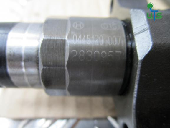 IVECO TECTOR 180E24/21 INJECTORS 6X P/NO 2830957 / 0445120007 - Préparation du carburant pour Camion: photos 2 IVECO TECTOR 180E24/21 INJECTORS 6X P/NO 2830957 / 0445120007 - Préparation du carburant pour Camion: photos 2