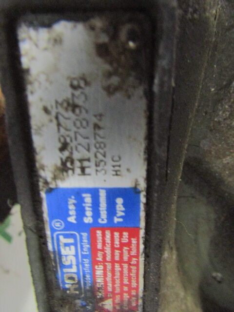 LEYLAND DAF GS 4X4 TURBO & MANIFOLD ‘HOLSET’ HIC - Turbocompresseur pour Camion: photos 2 LEYLAND DAF GS 4X4 TURBO & MANIFOLD ‘HOLSET’ HIC - Turbocompresseur pour Camion: photos 2