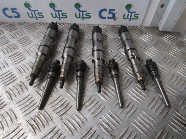 MAN TGL DO834 LFL54 BOSCH INJECTORS X4 - Préparation du carburant pour Camion: photos 1 MAN TGL DO834 LFL54 BOSCH INJECTORS X4 - Préparation du carburant pour Camion: photos 1