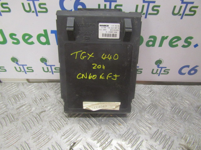 MAN TGX ZBR2 ECU WABCO P/NO 446 210 0070 / MAN P/NO 81.25806.7096 - Bloc de gestion pour Camion: photos 1 MAN TGX ZBR2 ECU WABCO P/NO 446 210 0070 / MAN P/NO 81.25806.7096 - Bloc de gestion pour Camion: photos 1