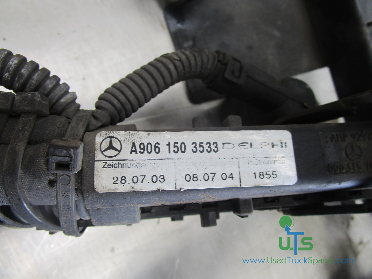 MERCEDES 1323/1823/2528 ECU/ENGINE/INJECTOR WIRING HARNESS P/NO A9061503533 - Moteur et pièces pour Camion: photos 2 MERCEDES 1323/1823/2528 ECU/ENGINE/INJECTOR WIRING HARNESS P/NO A9061503533 - Moteur et pièces pour Camion: photos 2