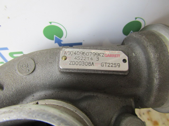 MERCEDES 904LA TURBO ‘GARRETT’ P/NO A9040960799KZ - Turbocompresseur pour Camion: photos 2 MERCEDES 904LA TURBO ‘GARRETT’ P/NO A9040960799KZ - Turbocompresseur pour Camion: photos 2