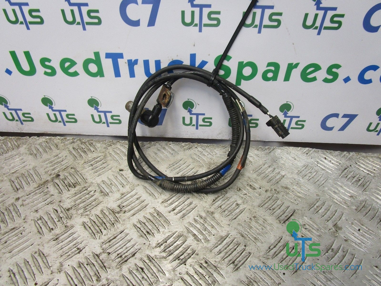 MITSUBISHI FUSO 75C OFFSIDE REAR ABS SENSOR - Pièces de frein pour Camion: photos 1 MITSUBISHI FUSO 75C OFFSIDE REAR ABS SENSOR - Pièces de frein pour Camion: photos 1