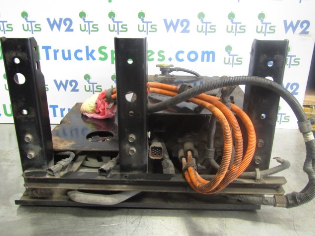 MITSUBISHI FUSO HYBRID POWER CHARGER UNIT - Système électrique pour Camion: photos 2 MITSUBISHI FUSO HYBRID POWER CHARGER UNIT - Système électrique pour Camion: photos 2