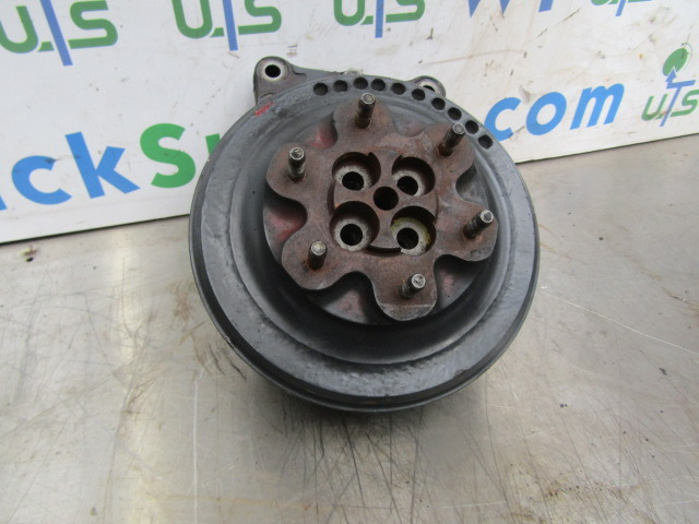 RENAULT PREMIUM 400 FAN PULLY & DRIVE - Moteur et pièces pour Camion: photos 1 RENAULT PREMIUM 400 FAN PULLY & DRIVE - Moteur et pièces pour Camion: photos 1