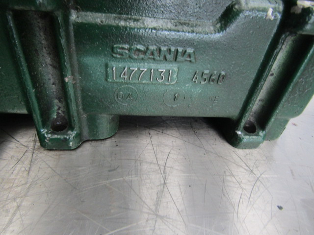 SCANIA 114/164 V8 INLET MANIFOLD P/NO 1477131/4560 - Moteur et pièces pour Camion: photos 3 SCANIA 114/164 V8 INLET MANIFOLD P/NO 1477131/4560 - Moteur et pièces pour Camion: photos 3