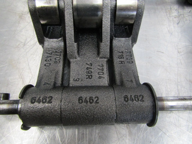 SCANIA 144/164 V8 ROCKERSHAFT P/NO 6462/77097430 - Moteur et pièces pour Camion: photos 1 SCANIA 144/164 V8 ROCKERSHAFT P/NO 6462/77097430 - Moteur et pièces pour Camion: photos 1