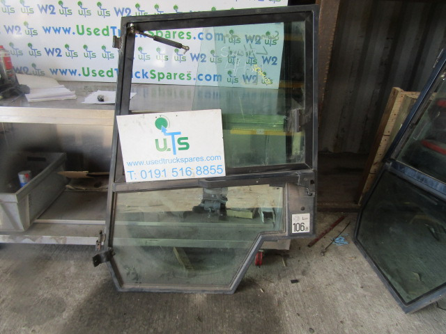 SCHMIDT SWINGO L/H DOOR COMPLETE - Cabine et intérieur pour Camion: photos 2 SCHMIDT SWINGO L/H DOOR COMPLETE - Cabine et intérieur pour Camion: photos 2