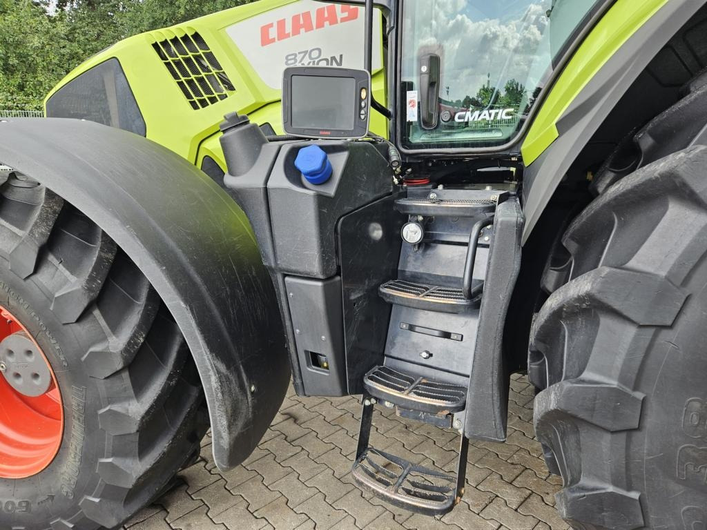 Tracteur agricole CLAAS AXION 870 CMATIC: photos 13 Tracteur agricole CLAAS AXION 870 CMATIC: photos 13