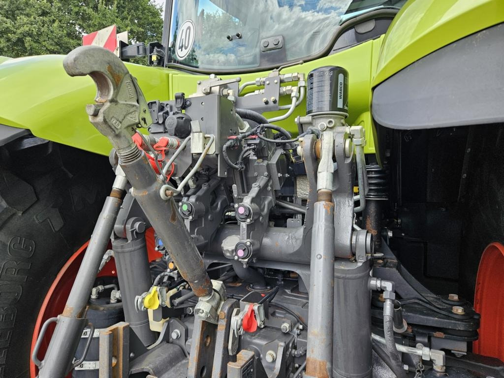 Tracteur agricole CLAAS AXION 870 CMATIC: photos 25 Tracteur agricole CLAAS AXION 870 CMATIC: photos 25