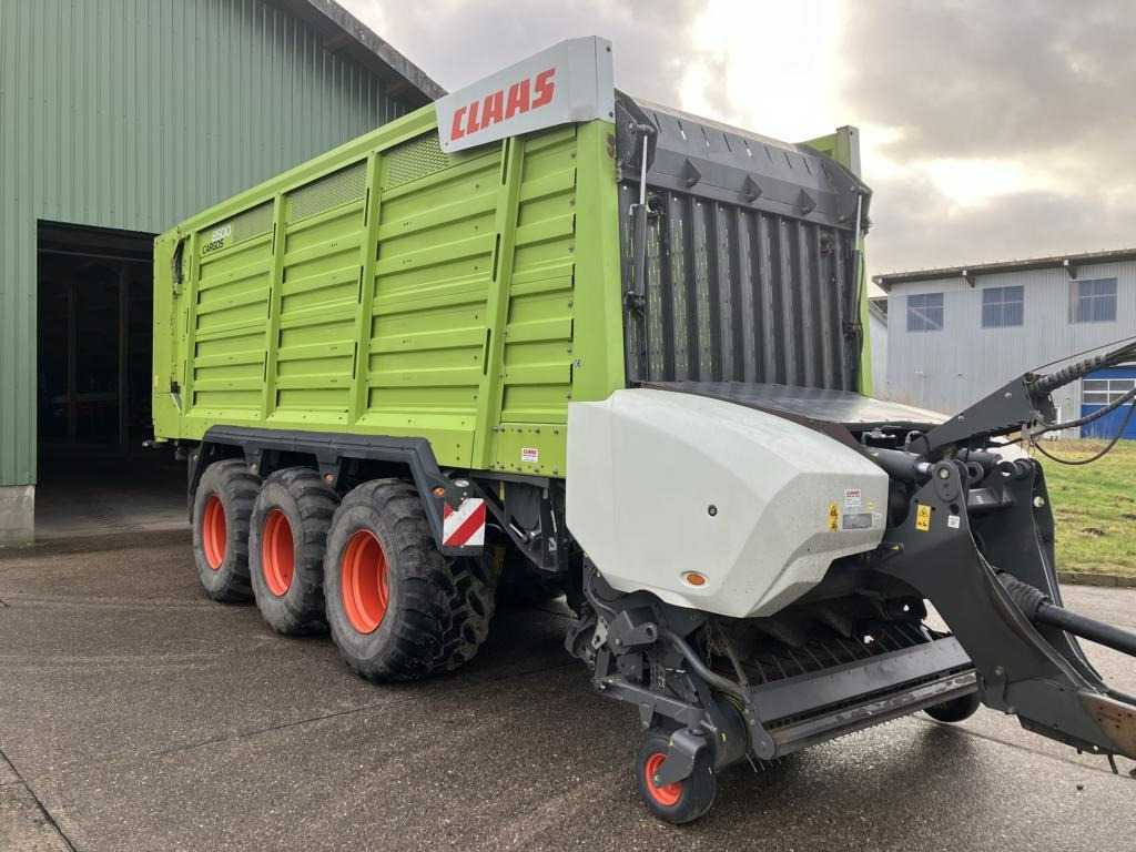 CLAAS CARGOS 8500 - Autochargeuse: photos 1 CLAAS CARGOS 8500 - Autochargeuse: photos 1