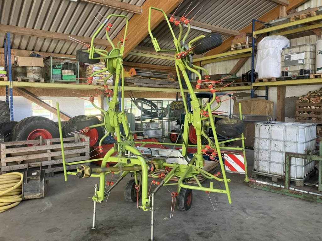CLAAS VOLTO 64 - Faneuse: photos 1 CLAAS VOLTO 64 - Faneuse: photos 1