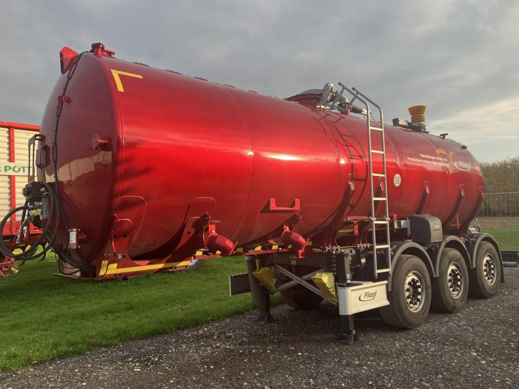 Fliegl STF 27500 TRUCK-LINE - Epandeurs: photos 1 Fliegl STF 27500 TRUCK-LINE - Epandeurs: photos 1