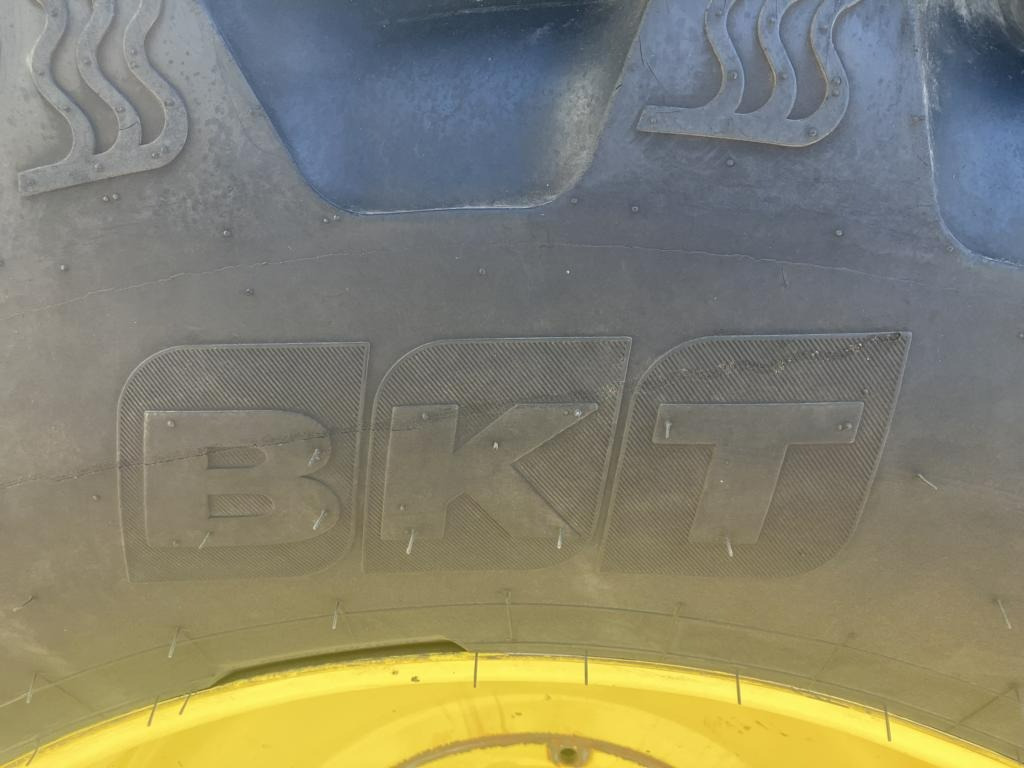 Tracteur agricole John Deere 6125R: photos 9