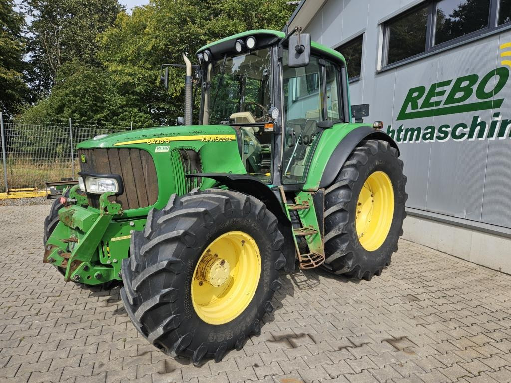 John Deere 6420S - Tracteur agricole: photos 1 John Deere 6420S - Tracteur agricole: photos 1