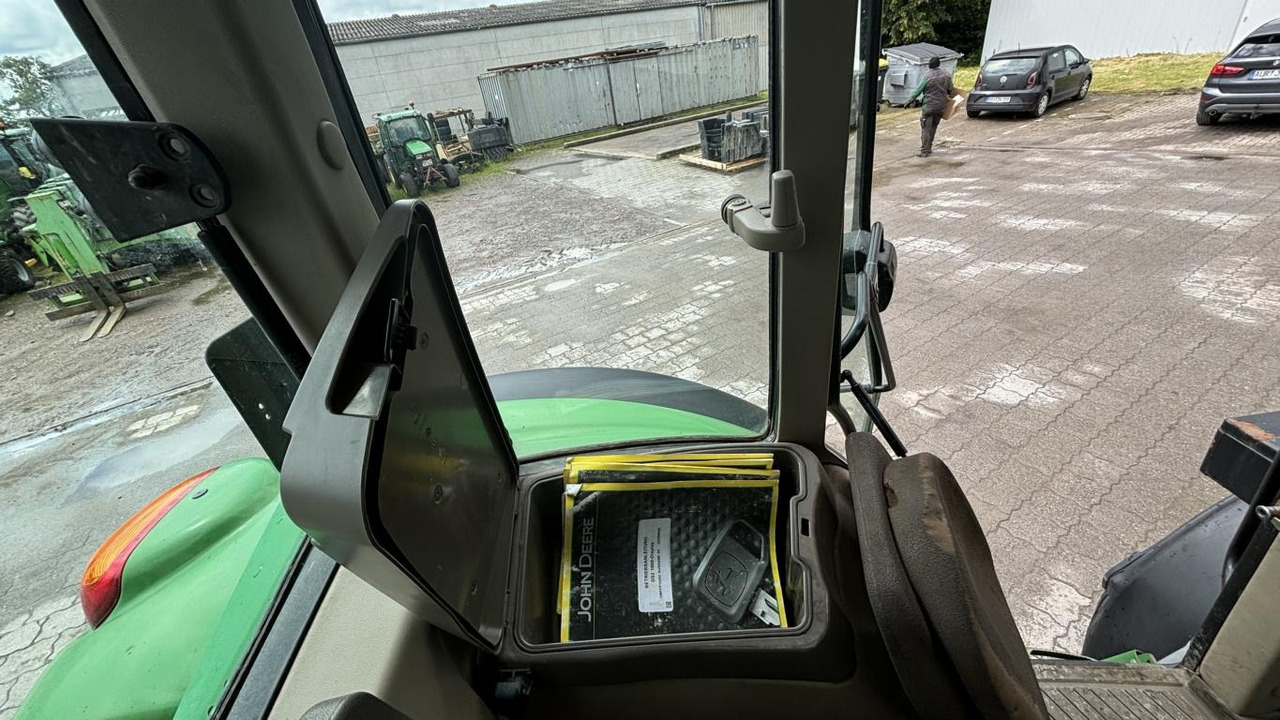 John Deere 6430 - Tracteur agricole: photos 3 John Deere 6430 - Tracteur agricole: photos 3