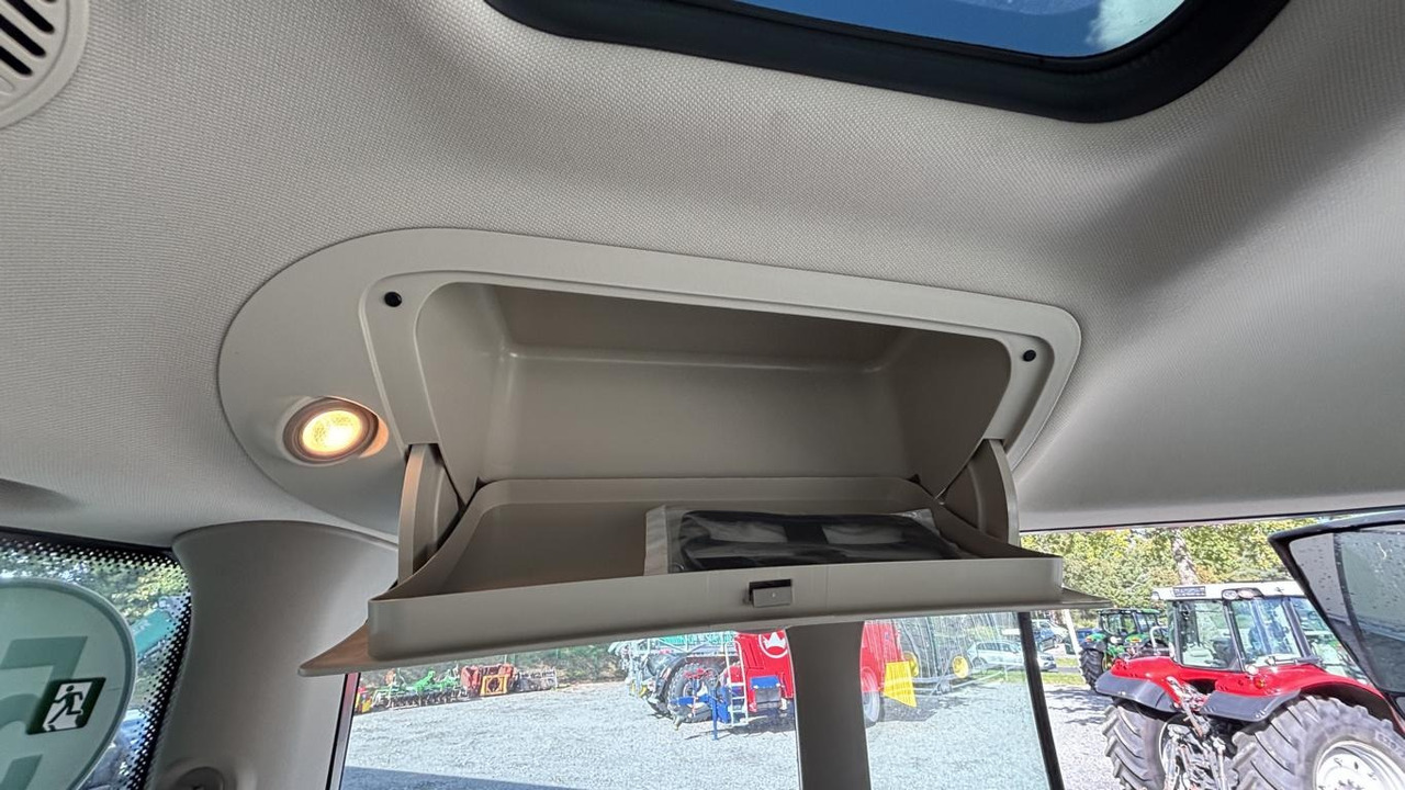 John Deere 6R215 - Tracteur agricole: photos 2 John Deere 6R215 - Tracteur agricole: photos 2