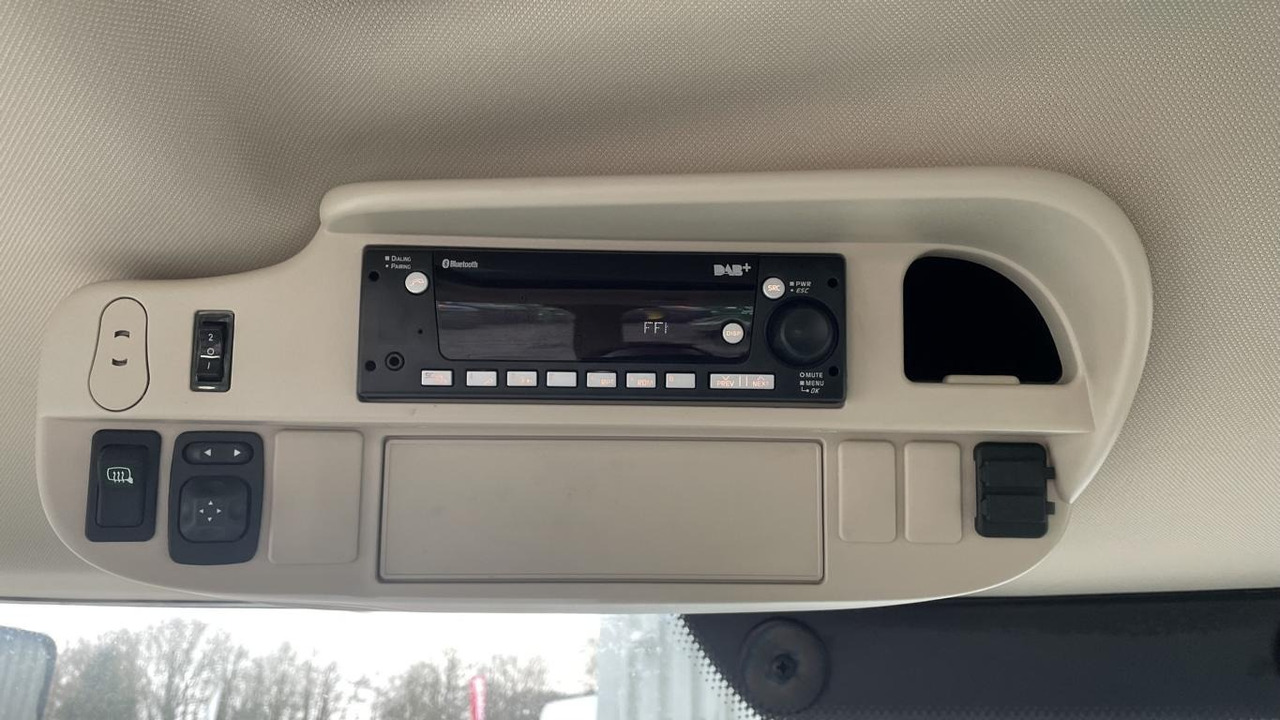 John Deere 6R215 - Tracteur agricole: photos 5 John Deere 6R215 - Tracteur agricole: photos 5