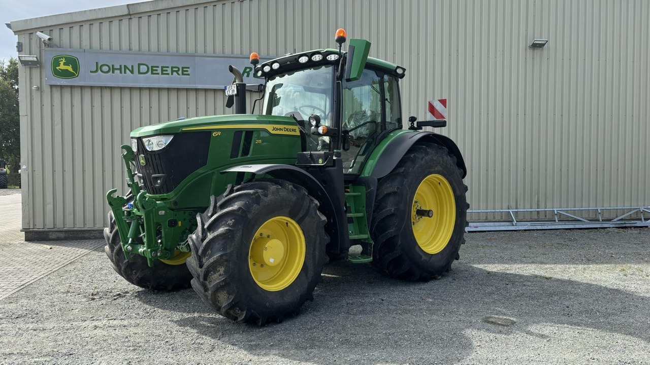 John Deere 6R215 - Tracteur agricole: photos 1 John Deere 6R215 - Tracteur agricole: photos 1