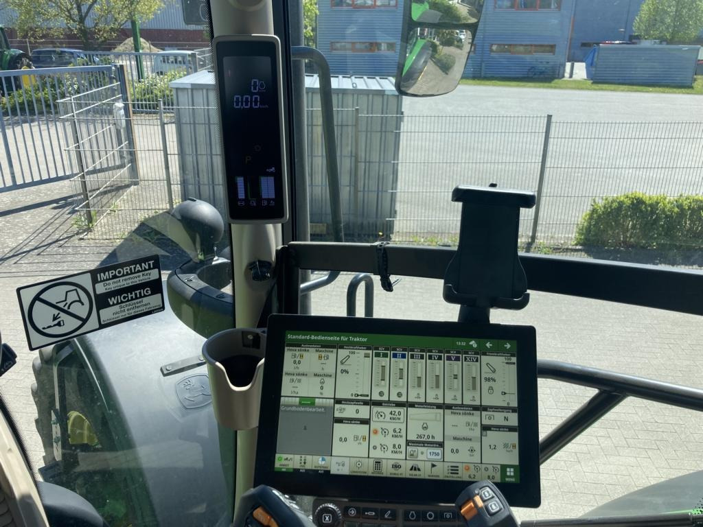 John Deere 6R215 - Tracteur agricole: photos 3 John Deere 6R215 - Tracteur agricole: photos 3