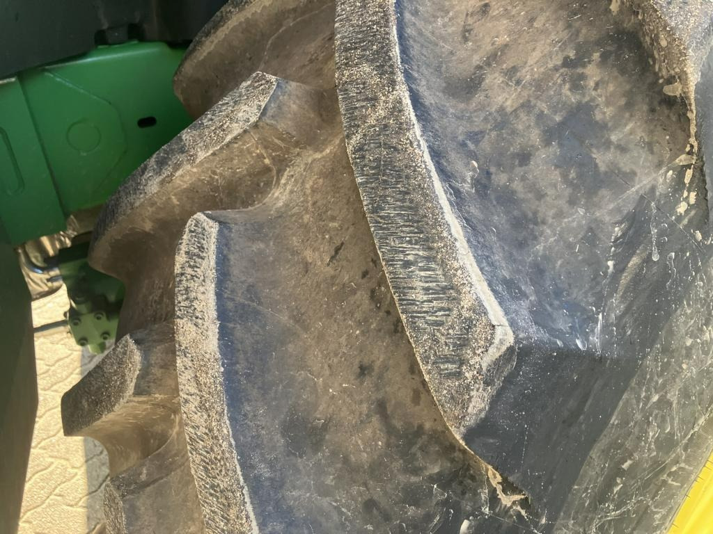 John Deere 8600 FELDHÄCKSLER - Matériel de récolte: photos 4 John Deere 8600 FELDHÄCKSLER - Matériel de récolte: photos 4