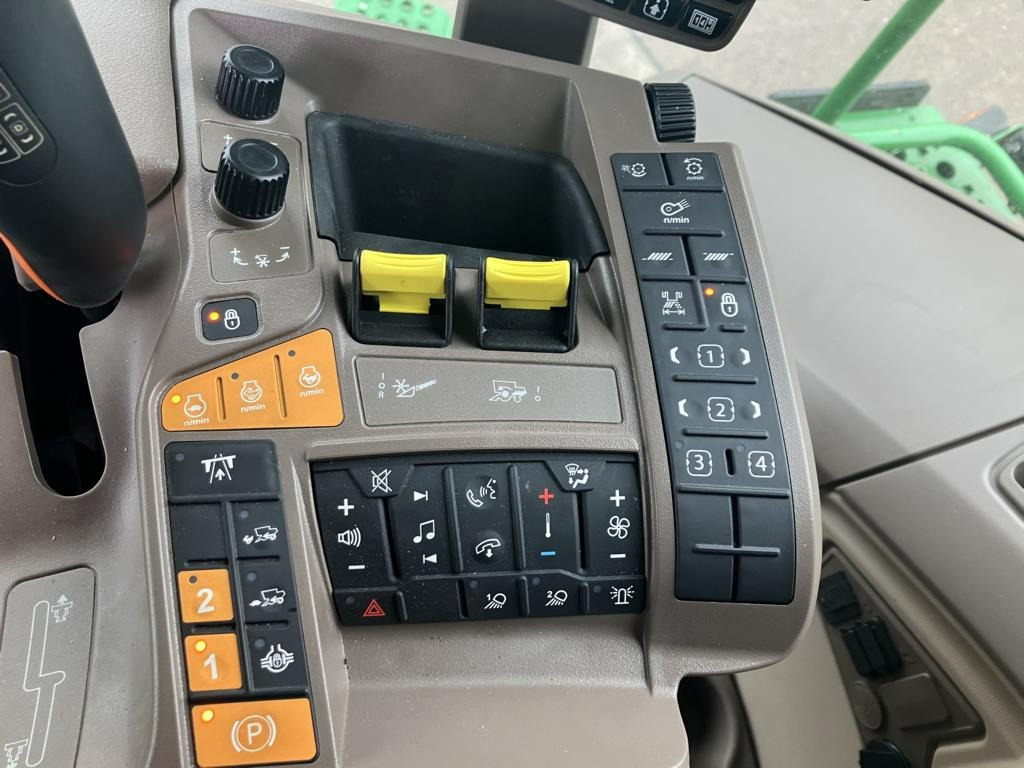 John Deere S770-MÄHDRESCHER MY2023 - Moissonneuse-batteuse: photos 4 John Deere S770-MÄHDRESCHER MY2023 - Moissonneuse-batteuse: photos 4