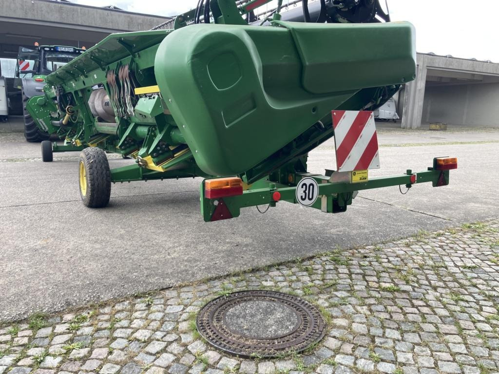 John Deere SCHNEIDWERK 630X - Moissonneuse-batteuse: photos 4 John Deere SCHNEIDWERK 630X - Moissonneuse-batteuse: photos 4