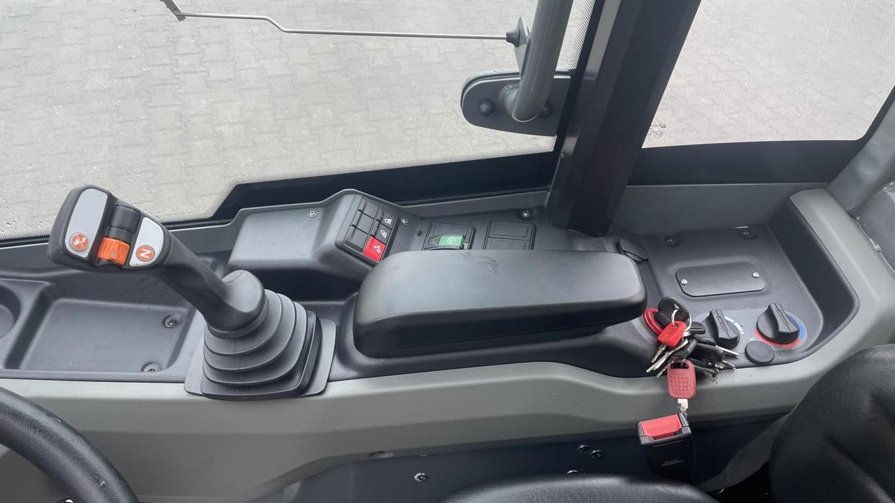 Kramer 5040 - Chargeuse sur pneus: photos 4 Kramer 5040 - Chargeuse sur pneus: photos 4